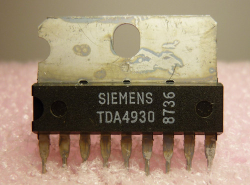 TDA4930 / LINEAR IC / SIP / 1 PIECE (QZTY)