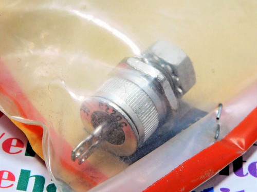 C220C / SCR / STUD MOUNT / 1 PIECE (qzty)