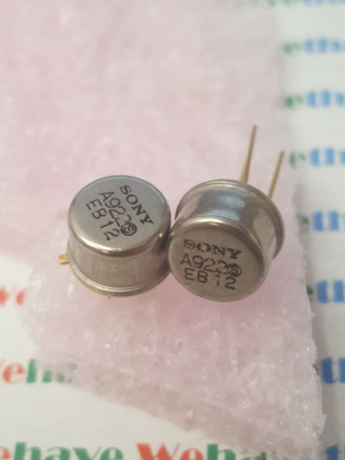 2SA922 / TRANSISTOR / 2 PIECES / (qzty)