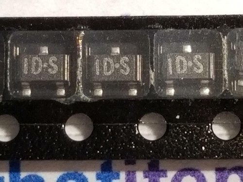 2SD1328 / MARKED ID-S / TRANSISTOR / SURFACE MOUNT / 2 PIECES (QZTY)