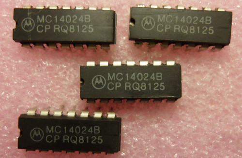 MCM4116BP20  / DIP / IC / 2 PIECES  (qzty)