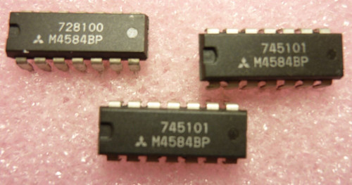M4584BP / DIP / IC / 3 PIECES  (qzty)