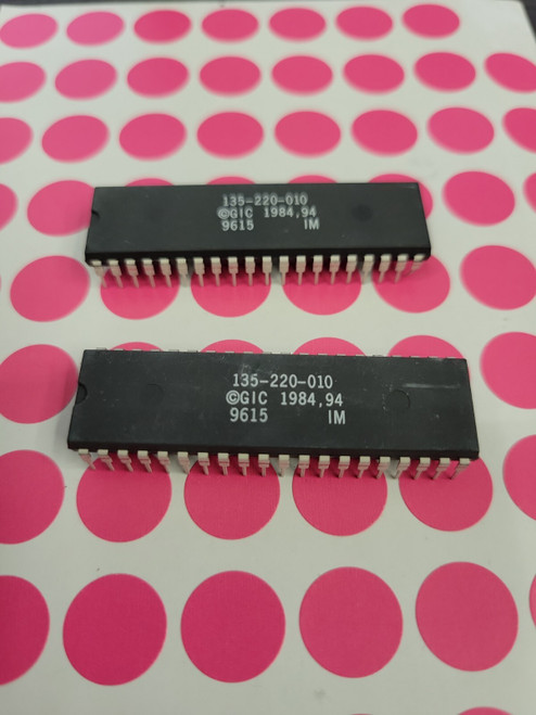 135-220-010 / IC / DIP /  1 PIECES /  (qzty)