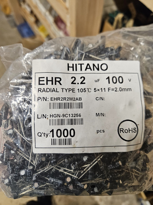 3300uf 10v /  ELECTROLYTIC CAPACITOR / 10 PIECES (qzty)