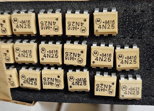 4N37 / OPTO TRANSISTOR / TFK / DIP / 4 PIECES (QZTY)