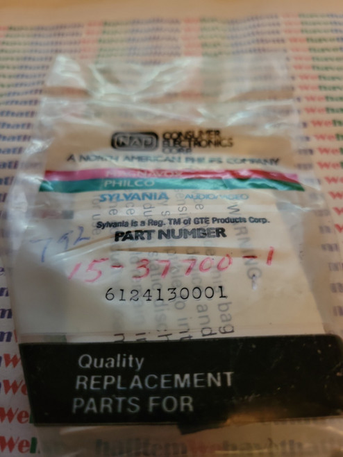 15-37700-1 / IC / DIP  /  1 PIECES /  (qzty)