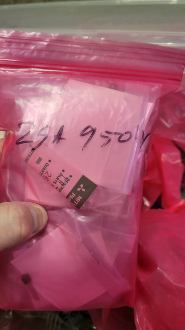 2SA950V / TRANSISTOR / MITSUBISHI / 2 PIECES (QZTY)