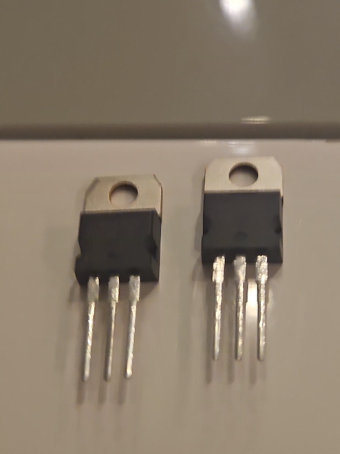 STPS20L45CT /  RCA# 265766 / TRANSISTOR  / 2 PIECES (qzty)