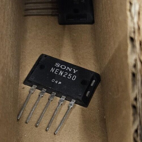 NEN250 + NEP250 /  SONY IC /  SIP / 1 SET  (QZTY)