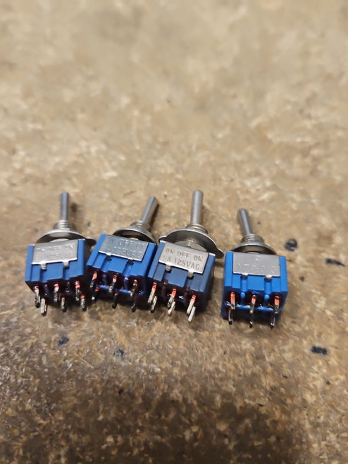 ON-OFF MINIATURE SWITCH / 4 PIECES / 5AMP 125V -6Pin  (qzty)