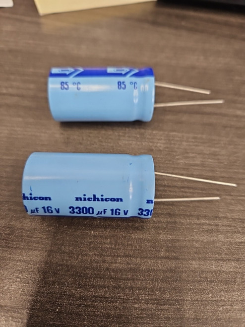3300uf 16 volt / ELECTROLYTIC CAPACITOR / Nichicon +85 degree  / 4 PIECES (qzty)
