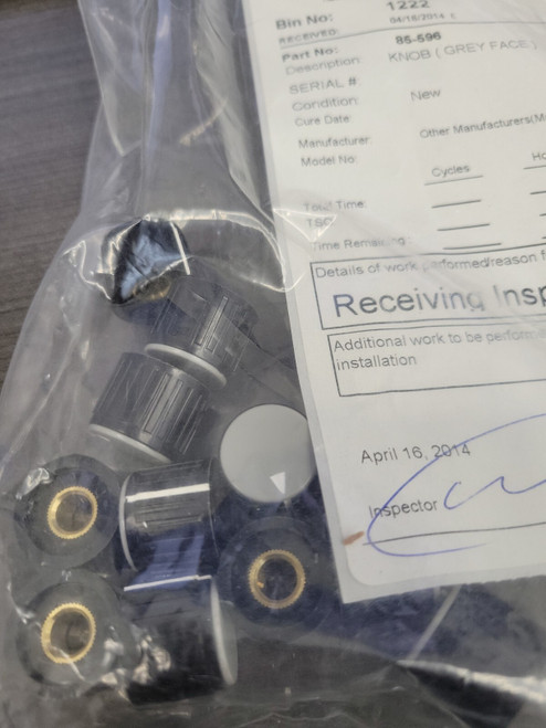 85-596 KNOB  NEW (jas)