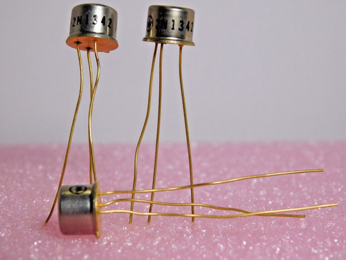 2N1342 / TRANSISTOR / TO5 / 3 PIECES  (qzty