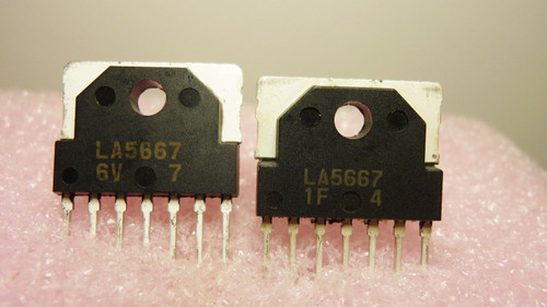 LA5667 / IC / SIP / 2 PIECES /  (qzty)