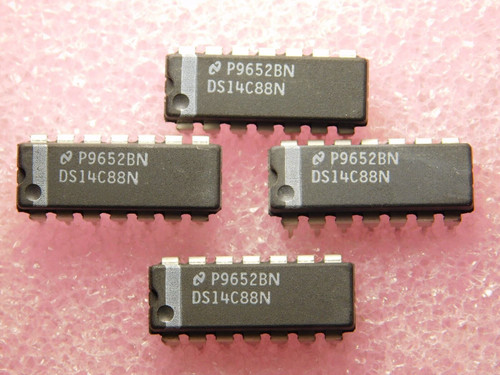 DS14C88N / IC / DIP / 4 PIECES (qzty)