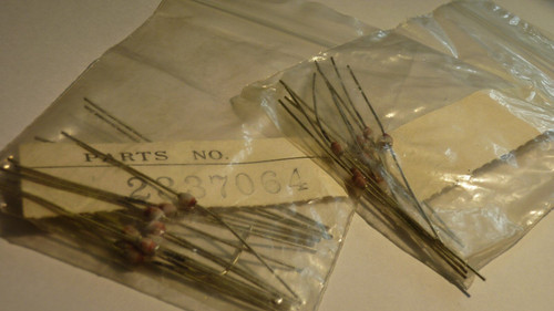 AW01-16 / 16v 1w CERAMIC ZENER / COMPARABLE TO NTE5075A / 20 PIECES (qzty)