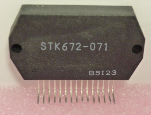 STK672-071  / 1 PIECE /  (qzty)