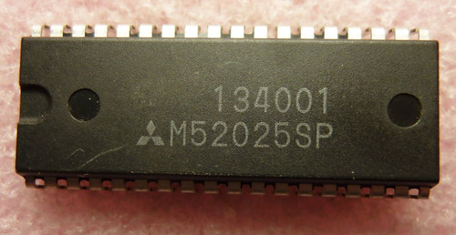 M52025SP / IC / DIP / 1 PIECE (QZTY)