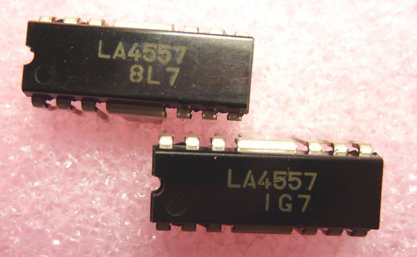 LA4557 / IC / DIP / 2 PIECES (QZTY)