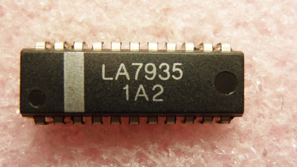 LA7935 / IC / DIP / 2 PIECES (QZTY)