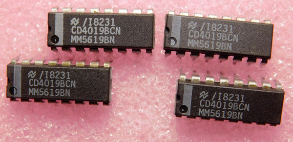 CD4019BCN / IC / DIP / 2 PIECES (qzty)