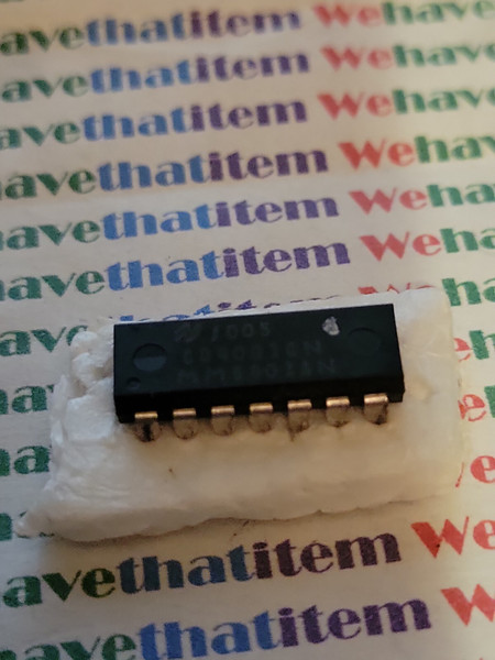 CD4002AE / IC / DIP / 1 PIECE (qzty)