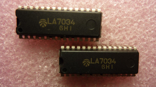 LA7034 / IC / DIP  / 2 PIECES (QZTY)