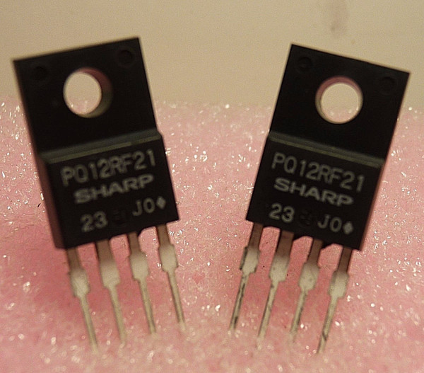 PQ12RF21 / TO220 / VOLTAGE REGULATOR / 2 PIECES /  (qzty)