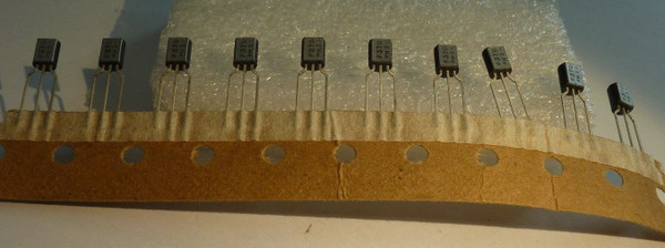 BF420 /  PART MARKED F420 / TRANSISTOR / 10 PIECES  (qzty)