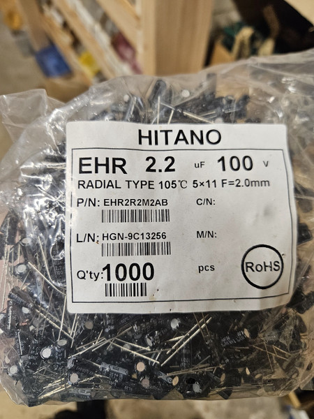 3300uf 10v /  ELECTROLYTIC CAPACITOR / 10 PIECES (qzty)