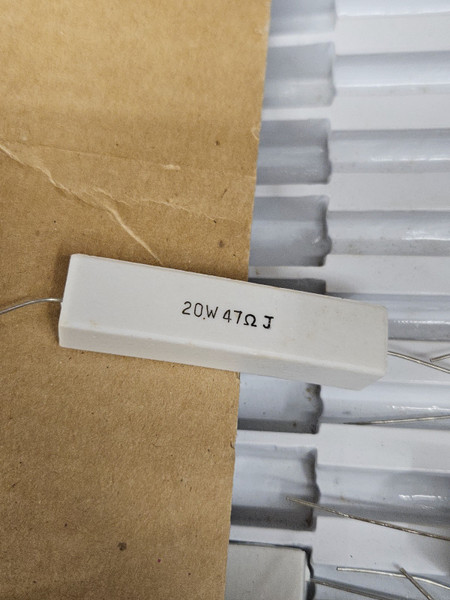 47ohm 20w CEMENT RESISTOR WITH AXIAL LEADS / 5 PIECES /  (qzty)