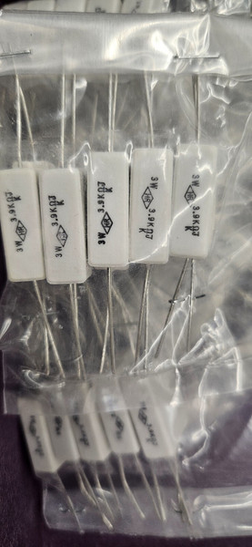 3.3ohm - 3w AXIAL CEMENT RESISTOR / 10 PIECES (qzty)