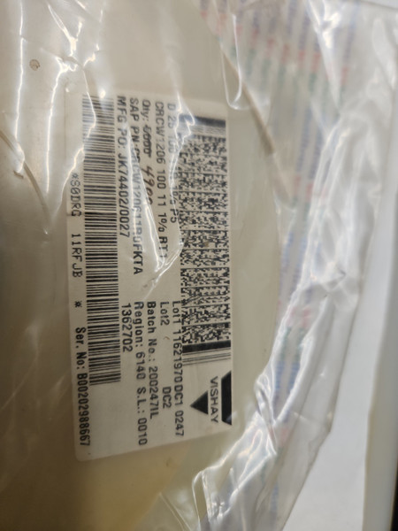 CRCW120611R0FKTA / VISHAY / IC/  4900 PIECES  ON REEL (qzty)