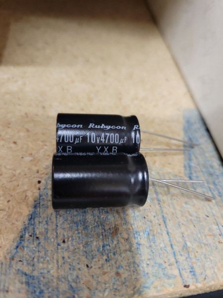 3.3uf  16 volt / ELECTROLYTIC CAPACITOR  / 5 PIECES (qzty)