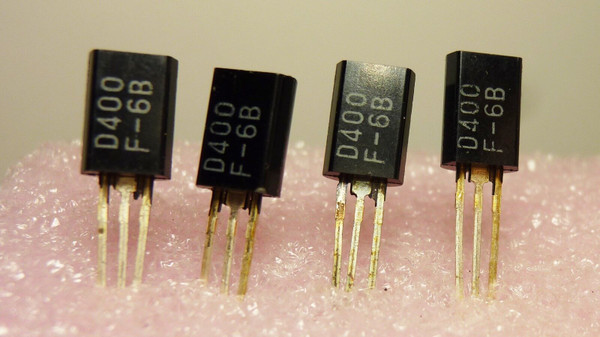 2SD400 / TRANSISTOR / 4 PIECES (QZTY)