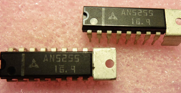 AN5255 / COMPARABLE TO ECG1663, NTE1663 / DIP / IC / 2 PIECES /  (qzty)