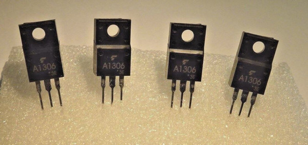 2SA1306 / TRANSISTOR / 4 PIECES (qzty)