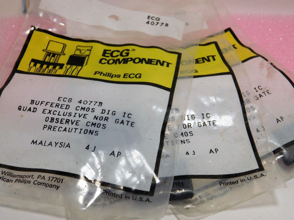 ECG4077B / COMPARABLE TO NTE4077B / IC / DIP / 3 PIECES (qzty)
