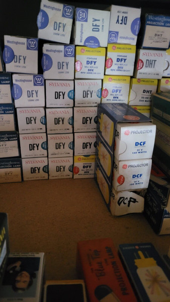 DCF / WE / 150W / 21V / PHOTO PROJECTOR LIGHT BULB STUDIO LAMP Projector (qzty)