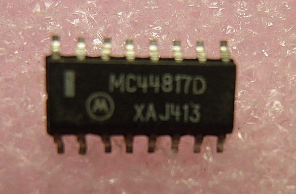 MC44817D / IC / SURFACE MOUNT / 1 PIECE (QZTY)