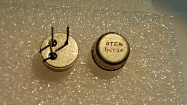 AUY36 / GERMANIUM TRANSISTOR / 2 PIECES / (qzty)