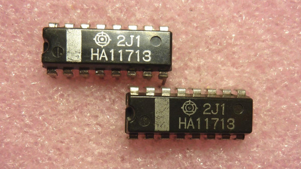 HA11713 / DIP / IC / 2 PIECES  (qzty)