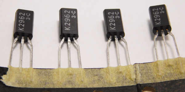 2SK2962 / FET / 4 PIECES (qzty)
