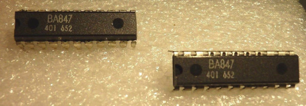 BA847 / IC / 22 PIN DIP / 2 PIECES (qzty)