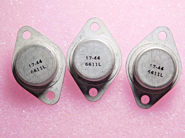 17-44 / TO3 / TRANSISTOR / 3 PIECES (qzty)