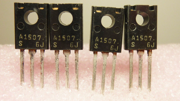 2SC1507 / TRANSISTOR  / 4 PIECES (QZTY)