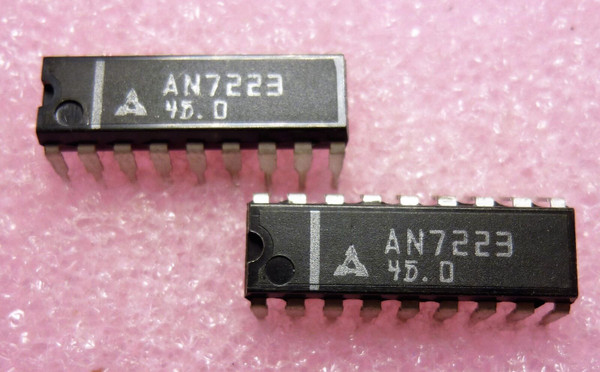 AN7223 / IC  / DIP / 2 PIECES /  (qzty)