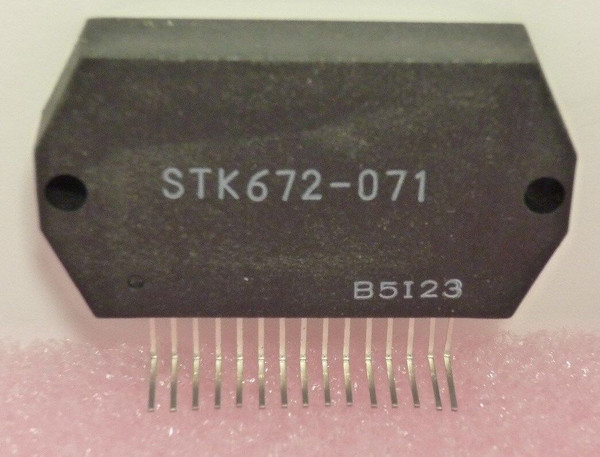 STK672-071  / 1 PIECE /  (qzty)