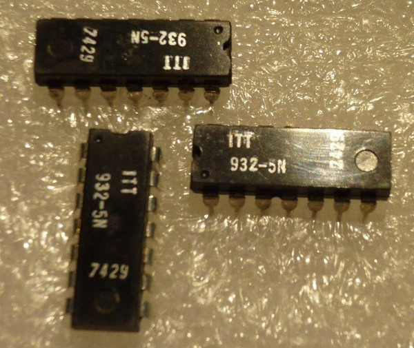 932-5N / IC / 14 PIN DIP / 3 PIECES (qzty)