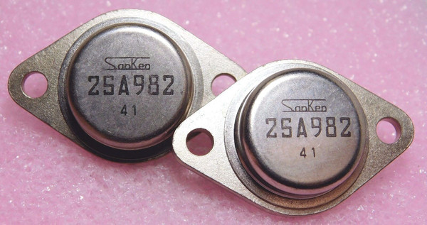2SA982 / TRANSISTOR / TO3 / 2 PIECES (qzty)